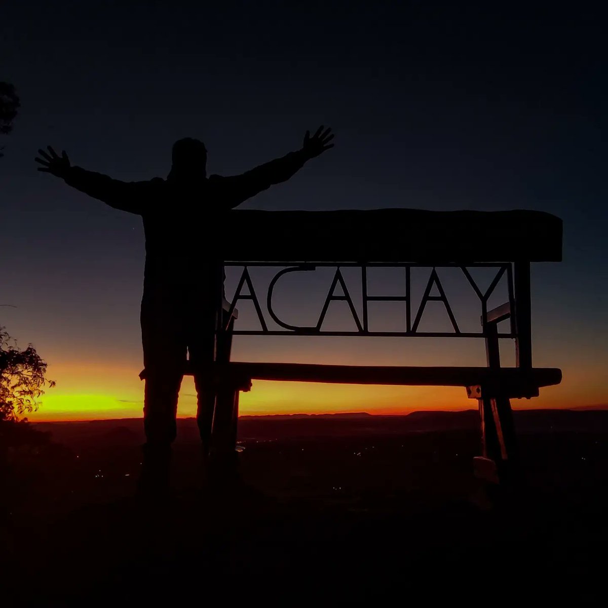 rodlopez_'s tweet photo. 📍Cerro Acahay ⛰️🇵🇾

•El Cerro Acahay (Del Guaraní "cabeza de niebla") es un cerro ubicado en la ciudad de Acahay en el departamento Paraguari, con una Altura de 560 m.s.n.m.⛰️ https://t.co/tROahFny6T