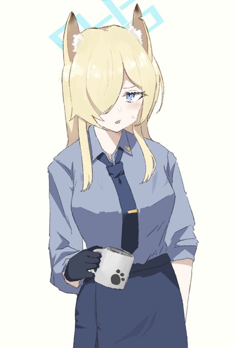 たまには描くのだブルアカ絵! 尾刃カンナとかいうケモ耳ギザ歯ジト目とかいう強属性好き。 #ブルアカ