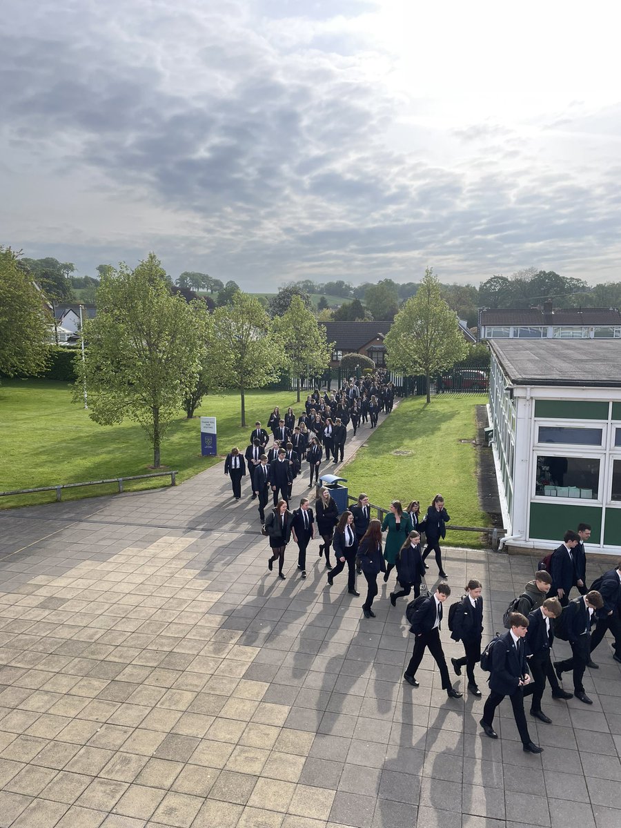 PATCarletonHigh's tweet photo. Our year 11 students being led in by Mrs Eddy for their pre exam revision session before English Literature this morning!! Well done year 11, we are so proud of you! #determination #youvegotthis https://t.co/WOOZegBtJN