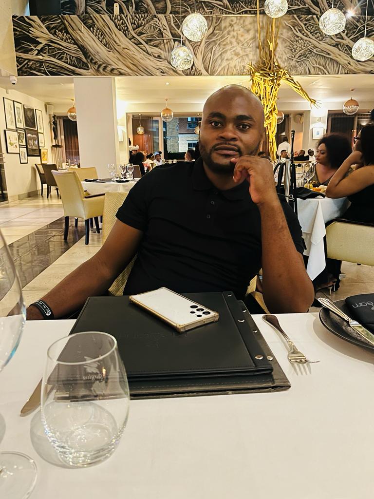 thebornreader2's tweet image. 