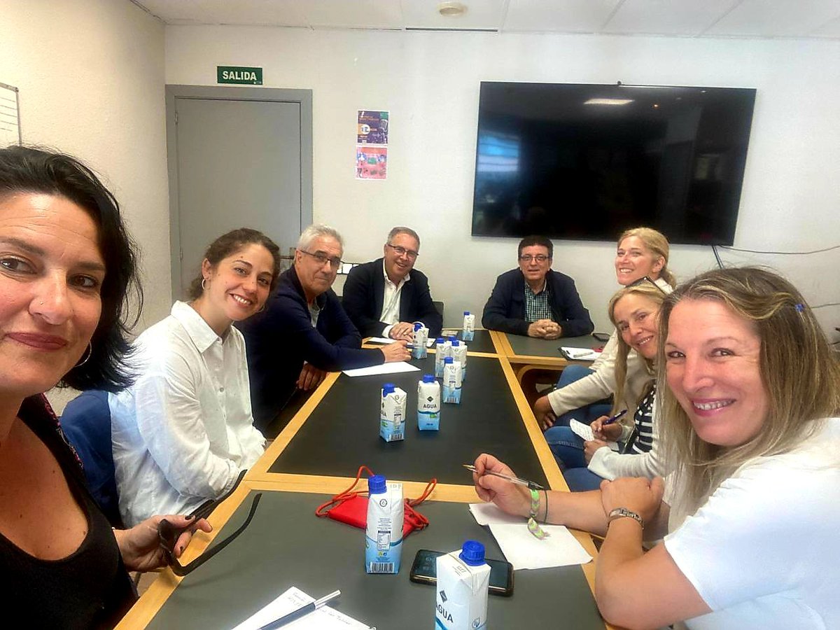 MasfuencarralE's tweet photo. En esta última legislatura Más Madrid fue el partido que más intervenciones realizó sobre Las Tablas. Nuestro objetivo es claro: mejorar el barrio. Así, ayer nos reunimos con la @AvLasTablas https://t.co/g7K9R4fK27
