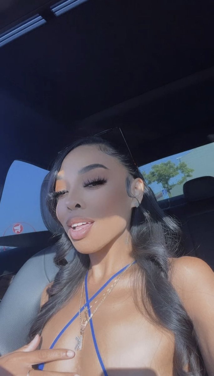 kmt07_'s tweet photo. im just so pretty😩💙 https://t.co/qoexyywBlq