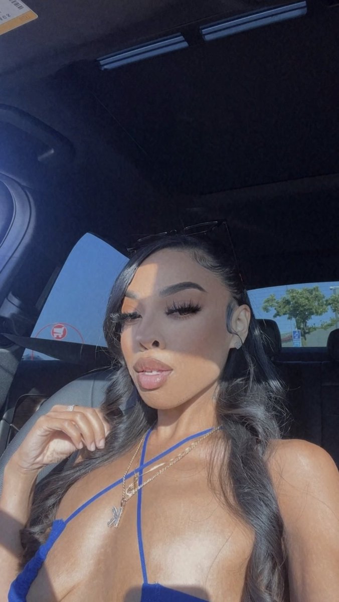 kmt07_'s tweet photo. im just so pretty😩💙 https://t.co/qoexyywBlq