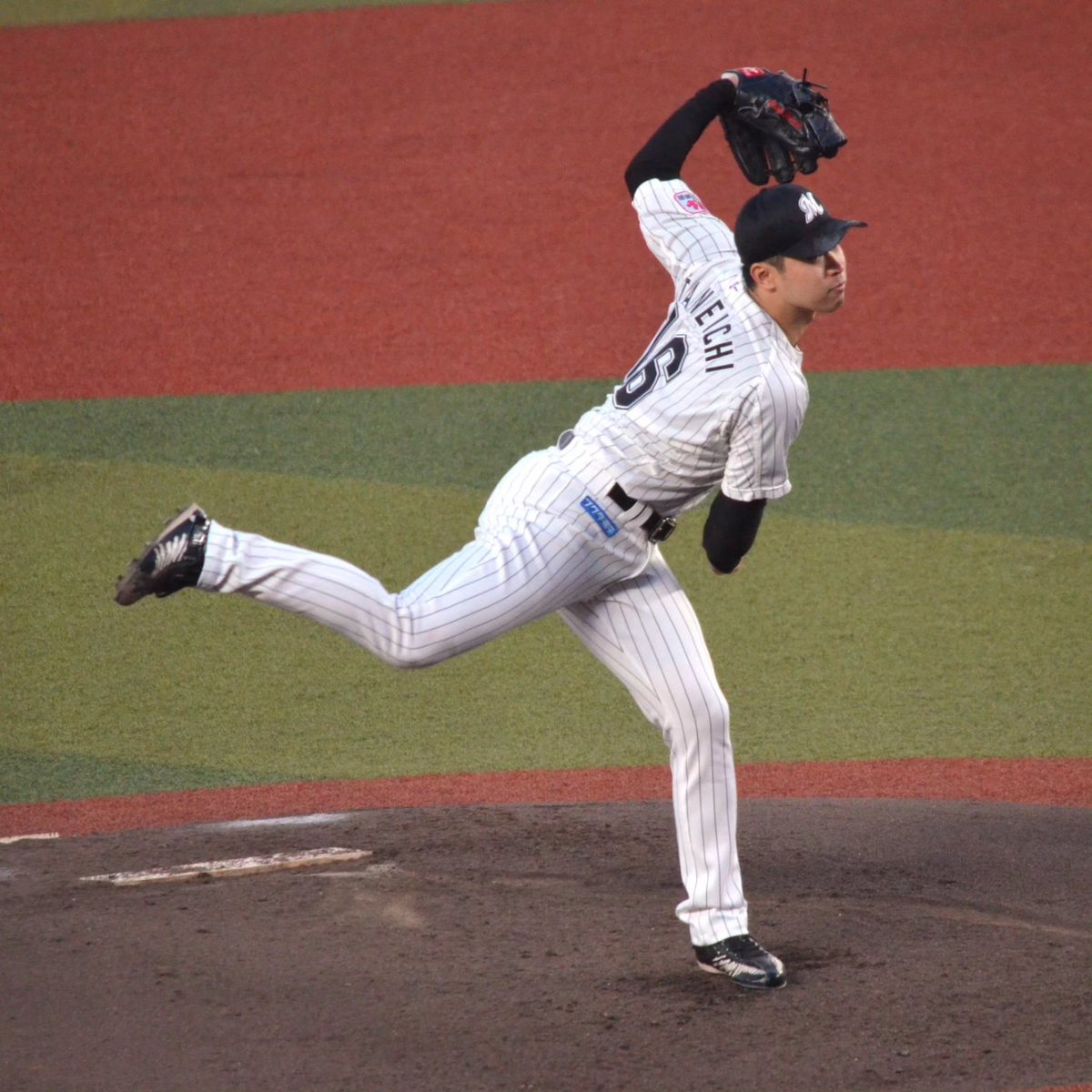 h_madao23's tweet photo. ２０２３年初マリンスタジアム❗
わけほーでしたが久々現地楽しかった✨
#chibalotte https://t.co/bAnjGbyVhp