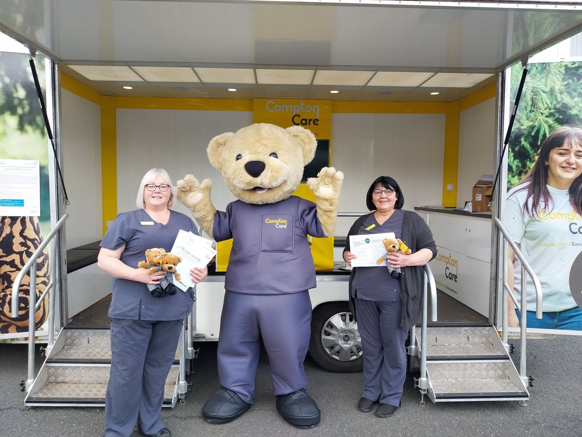 Looking for a 1 year palliative care job in August? Clinical Fellow ~ Specialty Doctor ~ FY3 😃 Come and join our lovely team <a href="/Compton_Care/">Compton Care</a> See <a href="/NHS_Jobs/">NHS Jobs</a> for details tinyurl.com/hrvp38af and tinyurl.com/jc9azudr 👩‍⚕️ 👨‍⚕️ 🧑‍⚕️ <a href="/MidsPall/">WestMidsPallCare</a> 🤗