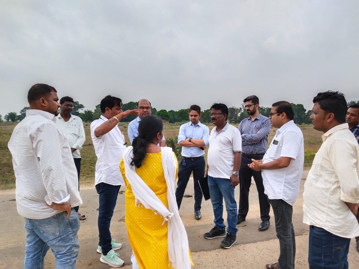 KujangOffice's tweet photo. World Bank officials interacting with local people, PRI members of Badabalikani &amp; Sailo GP, Tdr, Kujang &amp; BDO, Kujang as part of  Diagnostic Study on Climate &amp; Disaster Resilience through responsive Public Finance Mgmt.on 16.05.2023 @SRC_Odisha @CollectorJspur @osdma @rdmodisha https://t.co/ARFIPczo2q