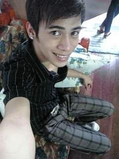 lenzoness's tweet photo. Back when I was 19 🤣🤣

Yuuccckk! 🤣🤣 https://t.co/svXnyluuIO