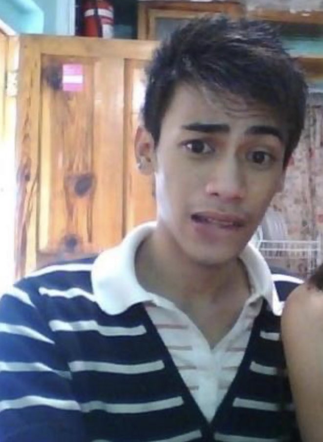 lenzoness's tweet photo. Back when I was 19 🤣🤣

Yuuccckk! 🤣🤣 https://t.co/svXnyluuIO