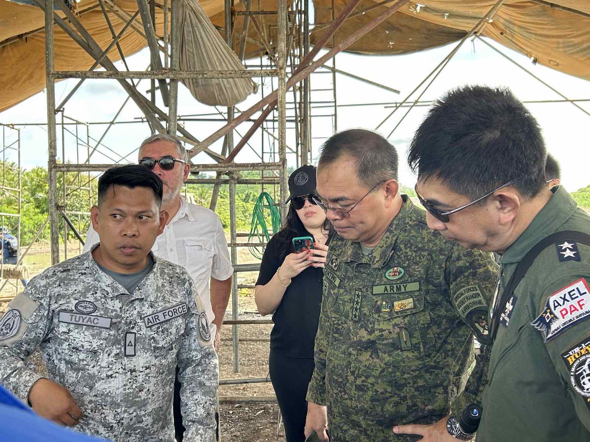 PTVph's tweet photo. LOOK: Armed Forces of the Philippines chief of staff General Andres Centino visited the ongoing construction of the Balabac Military Runway in Balabac, Palawan. | via Bea Bernardo (1/3) https://t.co/su4oMC2iuf