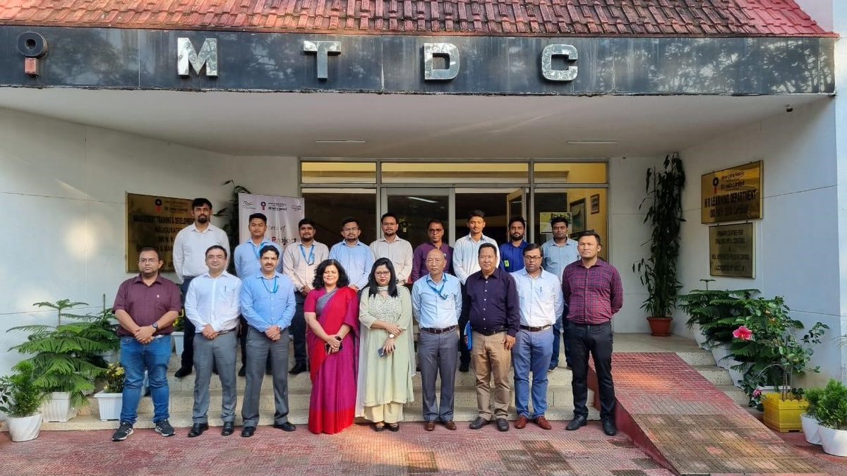 EngineersIND's tweet photo. As part of Team EIL's commitment to the #SkillIndiaMission and as a Learning Partner for our esteemed Client Organisations, a five-day Customised Industry Technical Training programme on “Project Management” was organised for Oil India Limited (OIL) at Duliajan, Assam. The faculty covered the key steps in executing a project from concept to commissioning and explored models to Optimize Cost, Schedule and Quality Control in Project Execution.

@HardeepSPuri @Rameswar_Teli @Vartika15791157 @OilIndiaLimited 
#EILTraining #ProjectManagement #Training