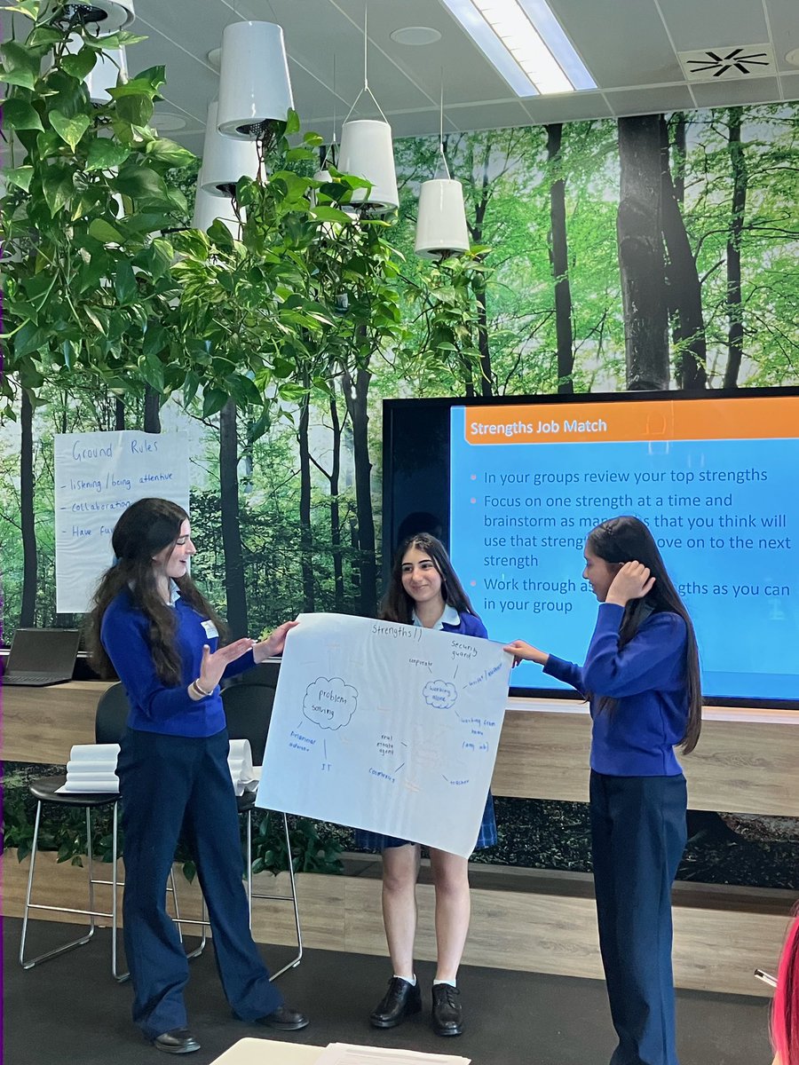 Yen Nguyen tweet media