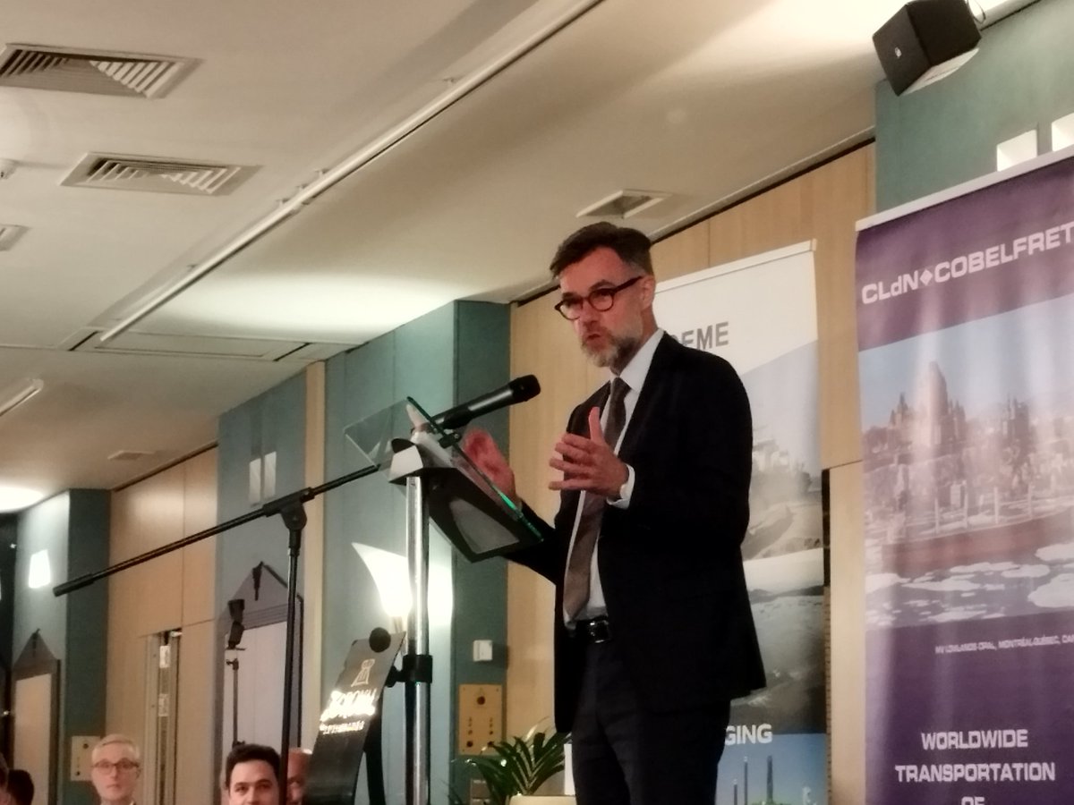 GuiLeGrand's tweet photo. Ravi d'avoir pu participer à la soirée des armateurs d'un grand pays #maritime : le #Luxembourg. 
Ravi aussi d'entendre @FranzFayot parler de Green #Shipping, de financements innovants et de pavillon vert.
Merci @ClusterCml de l'organisation et de la thématique si pertinente. https://t.co/Ohm3m35eQk