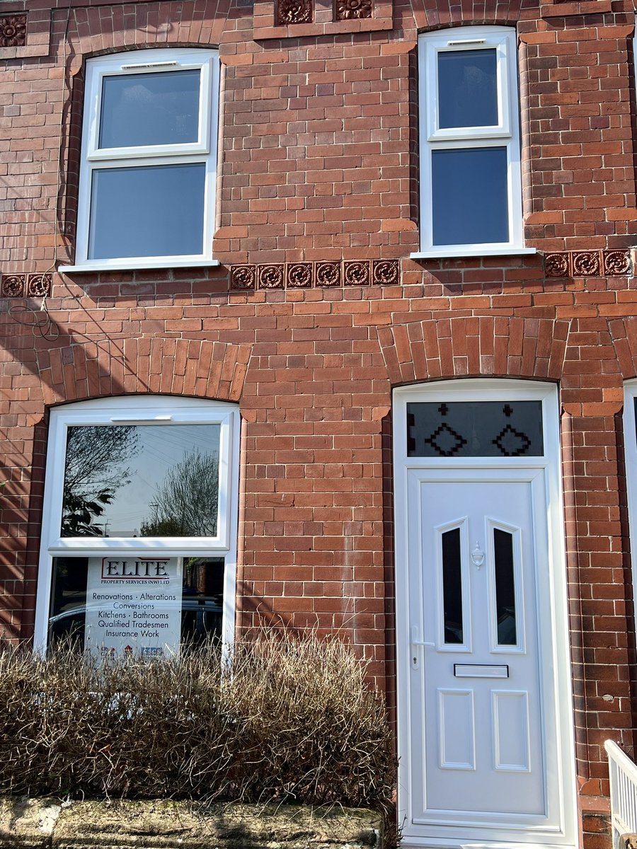 wayne41stanley's tweet image. Elite Property Services (NW) Ltd
Removed a full house of old timber shahs windows and replaced with modern A rated pvc as per our clients spec .

#PVCwindows #renovations #homeimprovement