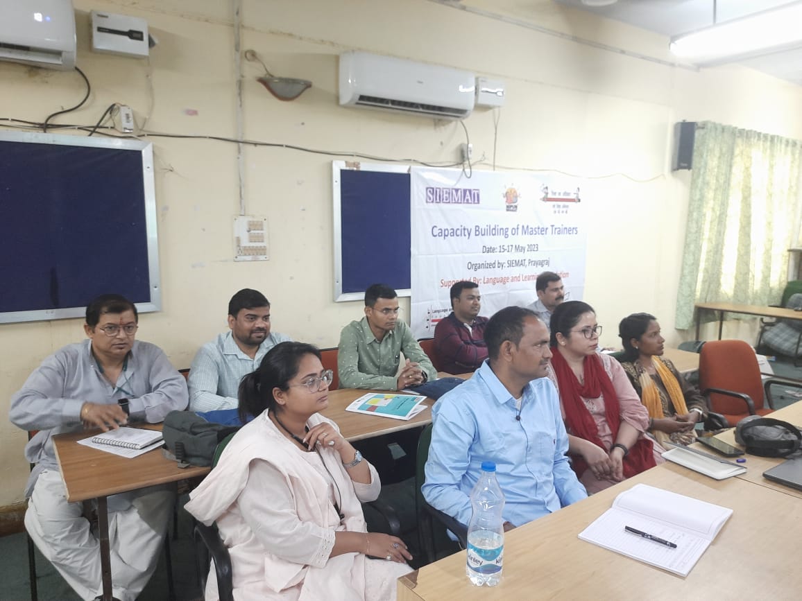 LLF_edu's tweet photo. Glimpses from Training of Master Trainers held at State Institute of Educational Management &amp; Training(SIEMAT), Prayagraj in UP. Led by LLF, it aims to acquaint participants with the #FLN curriculum and ensure their preparedness for the '23-24 academic session.

@basicshiksha_up https://t.co/hMJM7pakrj