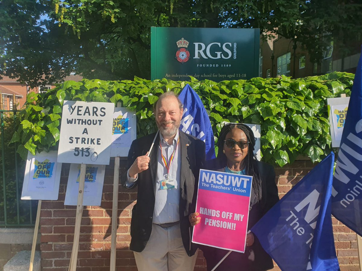 NASUWT: Solidarity to NASUWT members who are on strike at Royal Grammar School in Guildford over threats to their pensions. #BetterDealForTeachers
