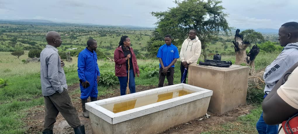 NamajjaIrene's tweet photo. As part of efforts to boost milk production, Pearl Dairy Farms Ltd, the processor of @LatoMilk, has embarked on addressing some of these challenges by introducing sustainable farming programs & financial solutions to smallholder dairy farmers.
#ProjectProsper #LatoMilk https://t.co/lzvPB0ixGT