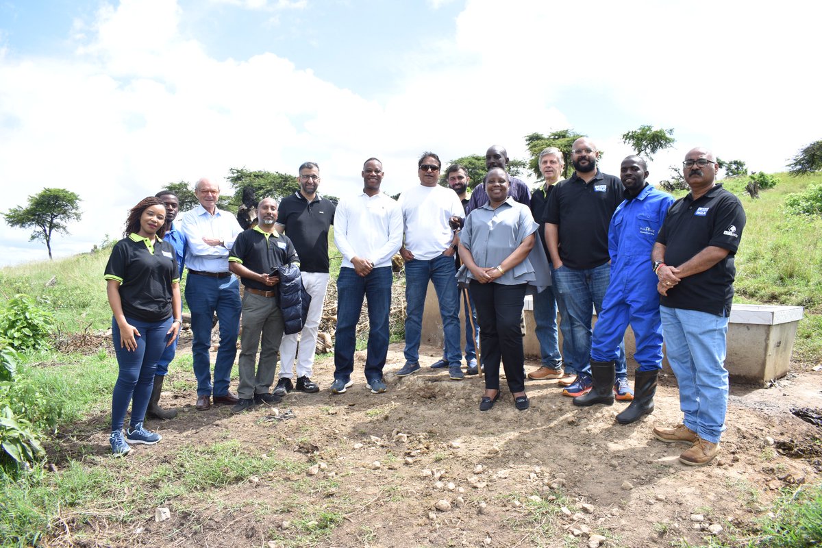 NamajjaIrene's tweet photo. #ProjectProsper will address the lack of investment in local processing & value addition & therefore spur development & poverty eradication.
This'll also ensure equitable profit sharing of right from the grassroots and all across the production value chain. #LatoMilk https://t.co/dftAs5F4fk