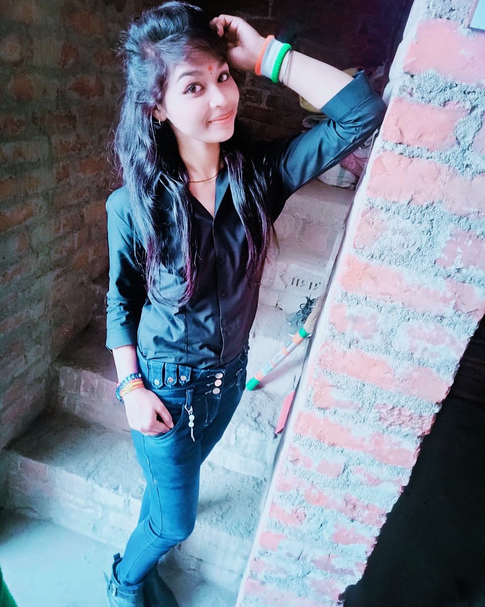 starpayal306's tweet photo. L🖤O🖤V🖤E … -@StarPrincess306  @Twitter #starpayal #tweet #twitter  #Twitter https://t.co/7ytcyydJIG