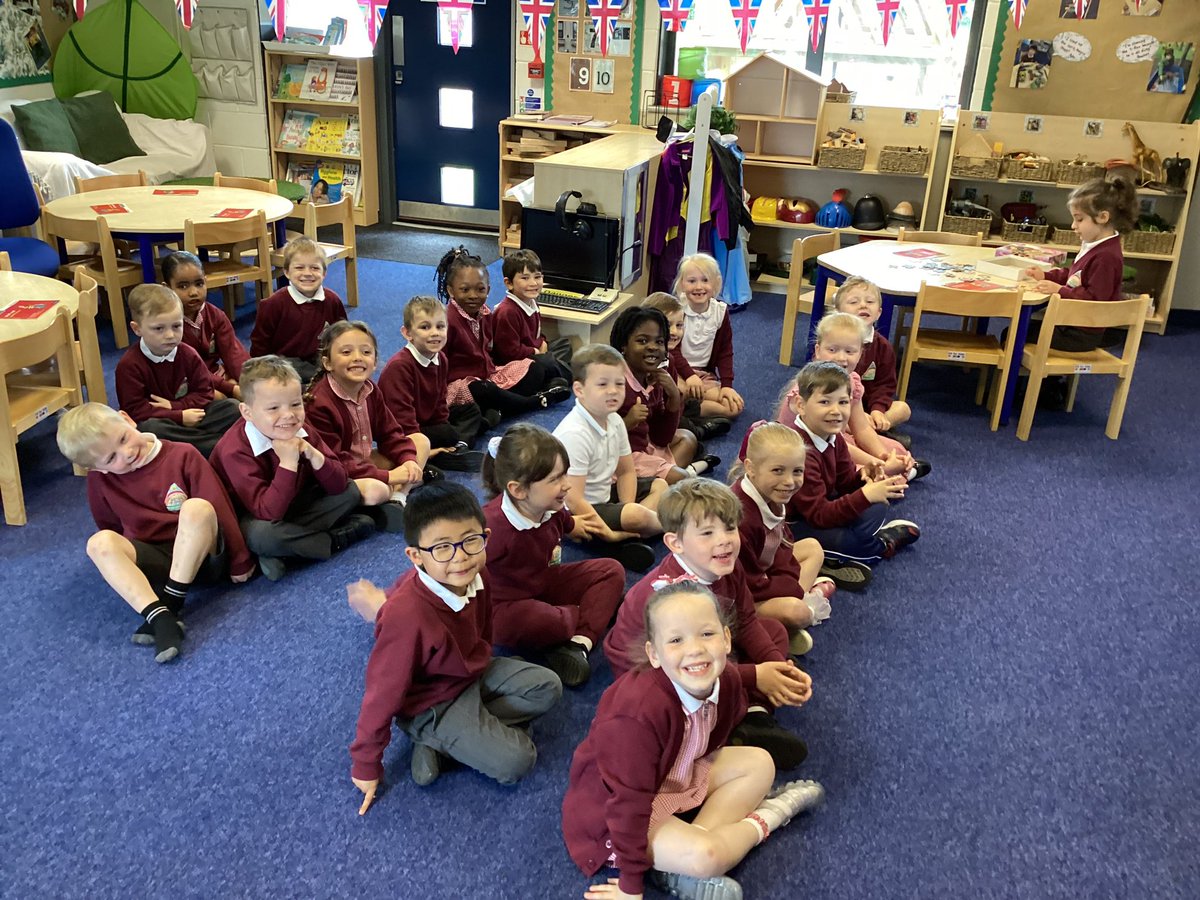 Mrs Ryan tweet media