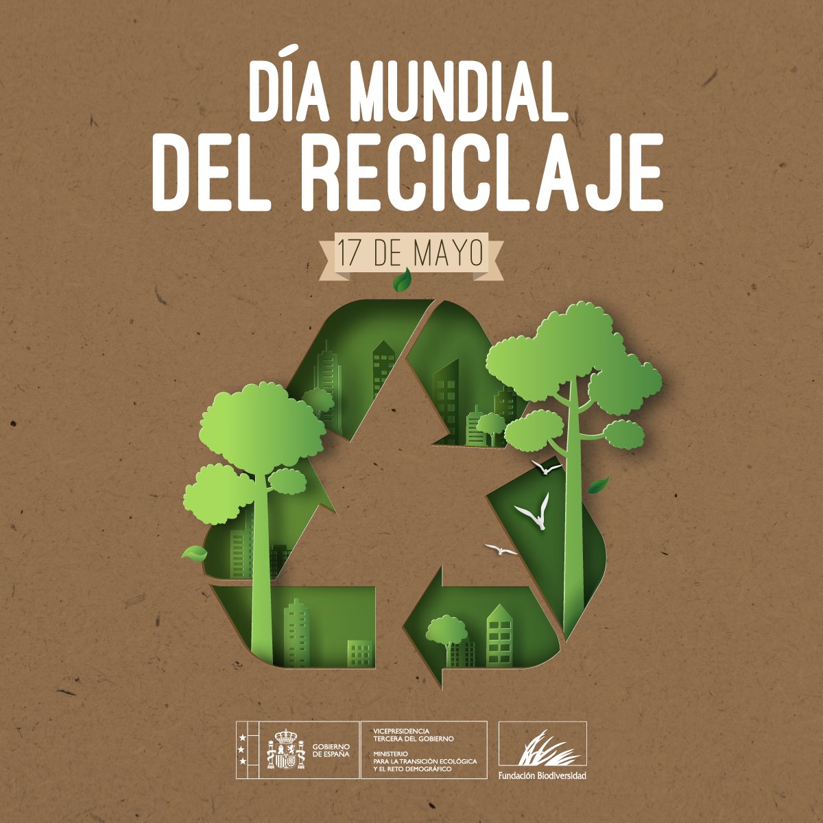 ♻️ Reciclar es un ejemplo de responsabilidad social y cuidado del #MedioAmbiente 

 ¡Reduce, reutiliza y recicla! ✋🌍

#DíaMundialDelReciclaje