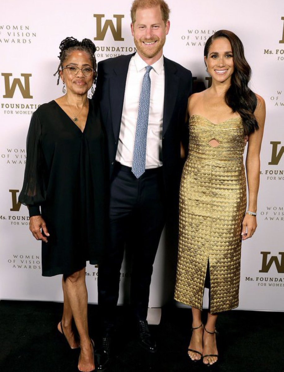 RSlater1970's tweet photo. What an amazing timeline I've woken up to here in the UK. Congratulations #MeghanMarkIe
#WOV2023 #WomenofVisionAwards #DuchessOfSussex #PrinceHarry
#WednesdayThought #Happiness #VisionOfBeauty https://t.co/85EPEmwI4x