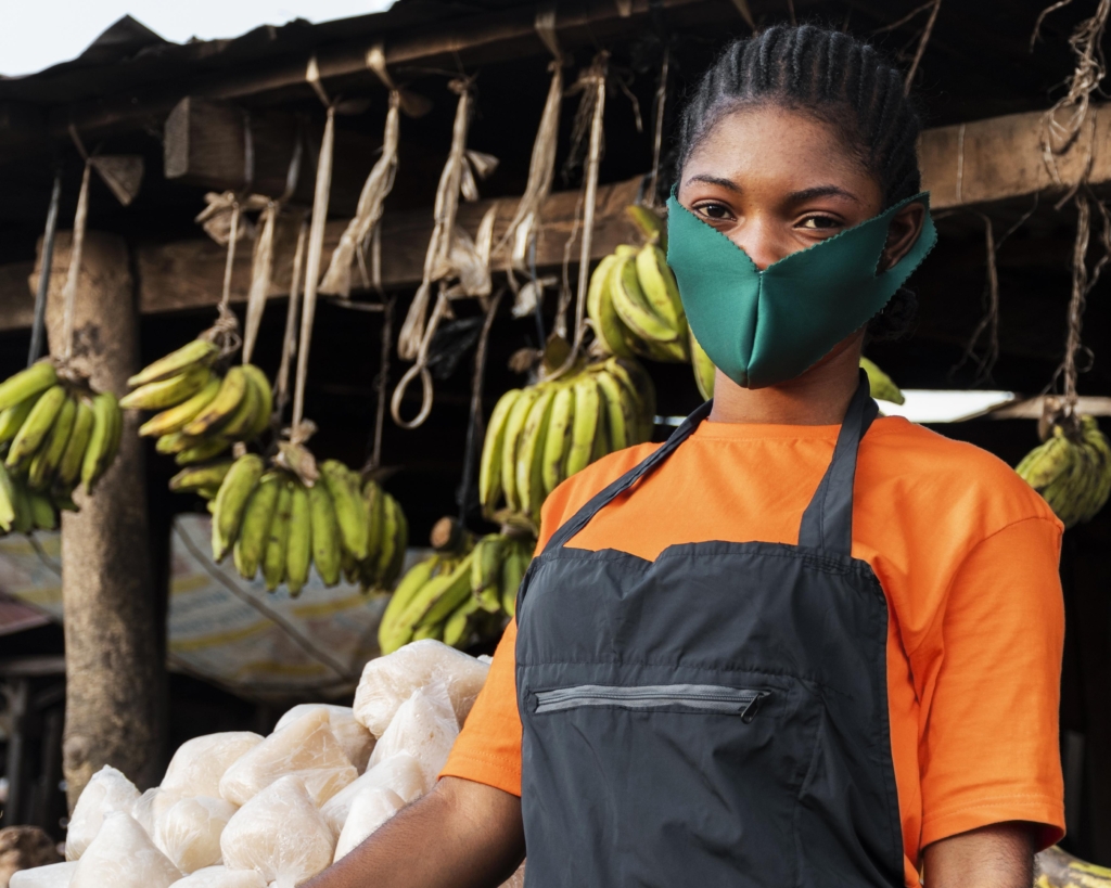 fsdzambia's tweet photo. We are delighted to share this exciting research alert with you!

🔍 Dive into the insightful findings on the impact of Covid-19 on savings groups in Zambia. 📑 Explore the summary report now! [Link: https://t.co/HhDqjezDMy]

#Covid19 #FinancialInclusion #Empowerment #FSDZambia https://t.co/uCd3xTjWyS