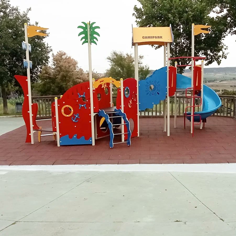 ℹ️ Ya está abierto, para el uso y disfrute de los más pequeños que allí juegan, el nuevo 𝙥𝙖𝙧𝙦𝙪𝙚 𝙞𝙣𝙛𝙖𝙣𝙩𝙞𝙡 en la zona verde de la calle Alcalde Alfonso Arroyal (Portichuelo). 

Esta instalación se ha ejecutado gracias al programa Dipu-INVER de <a href="/diputacioncadiz/">Diputación de Cádiz</a>.