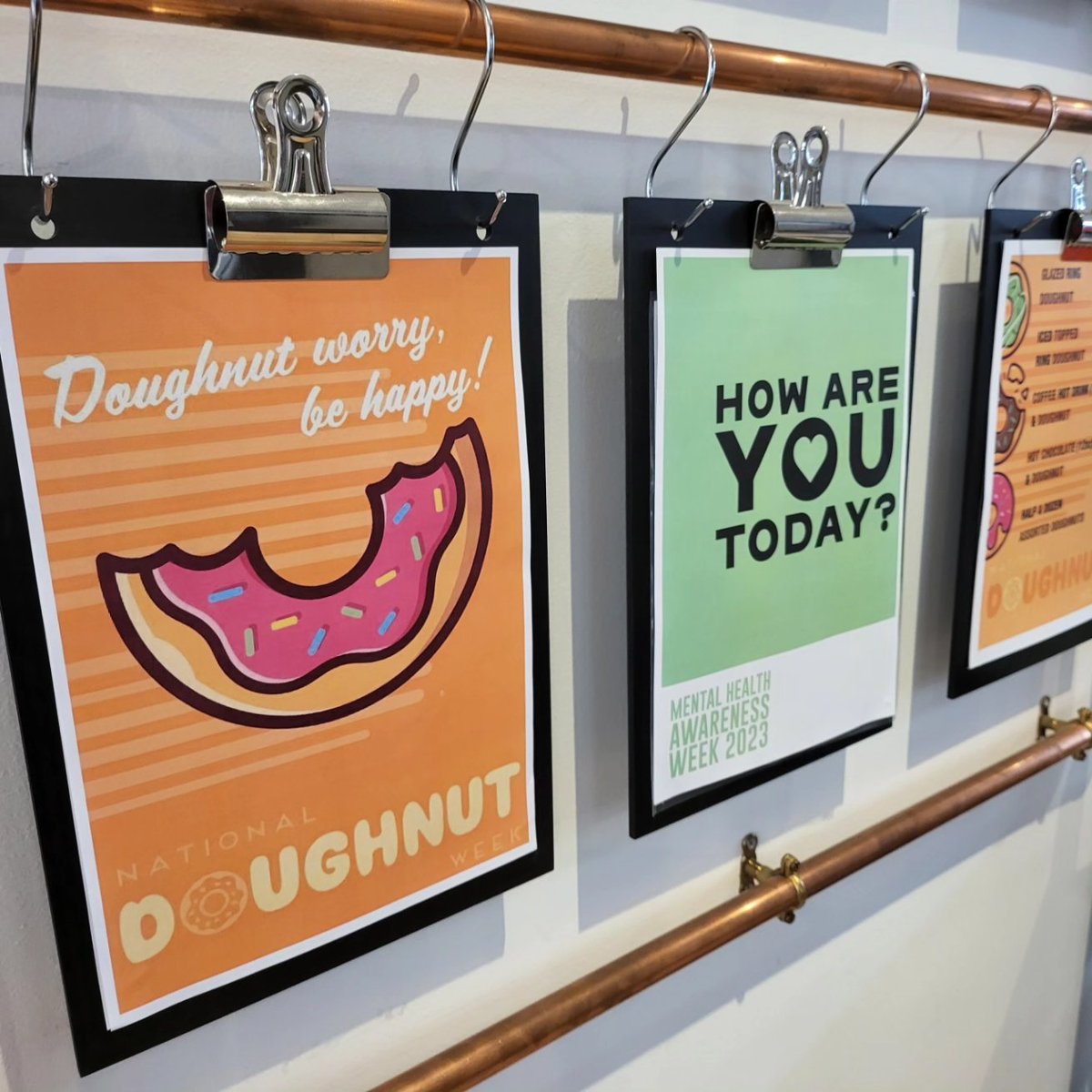 Wharf_Kitchen's tweet image. Let's get your day to a proper start, shall we? Fancy a ☕️+🍩 for a naughty breakfast? 😜 We got you sorted! 😉👍😏
#doughnutweek 
#naughtytreat
#wickedwednesday 
#obsessedaboutfood 
@baxterstorey