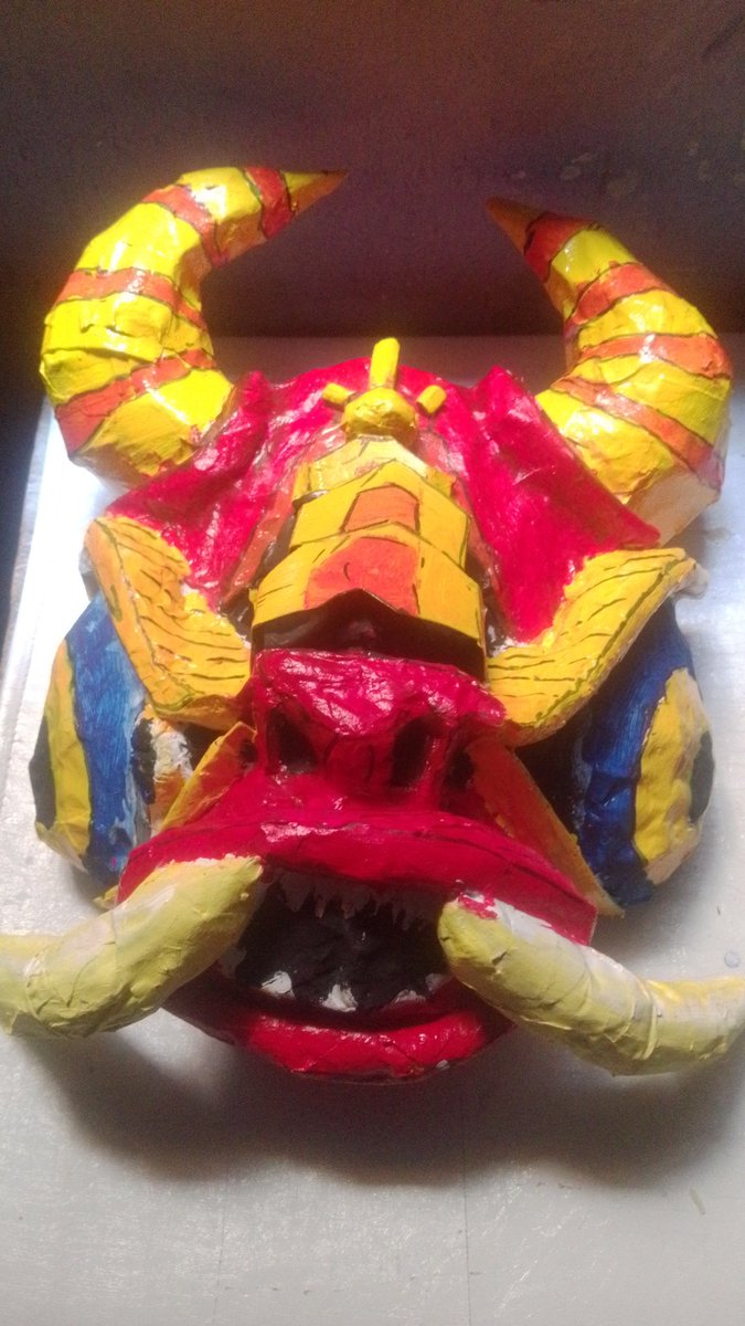 Dibuhiscom's tweet photo. Quiero #FiveNightsAtFreddys , tanto que are a mano (creo que algunos ya hacen eso) una máscara de puppet, quise hacer de chica, pero sé que me quedara horrible, hasi que la de puppet voy hacer, tengo experiencia UwU https://t.co/2gVqaivtFf