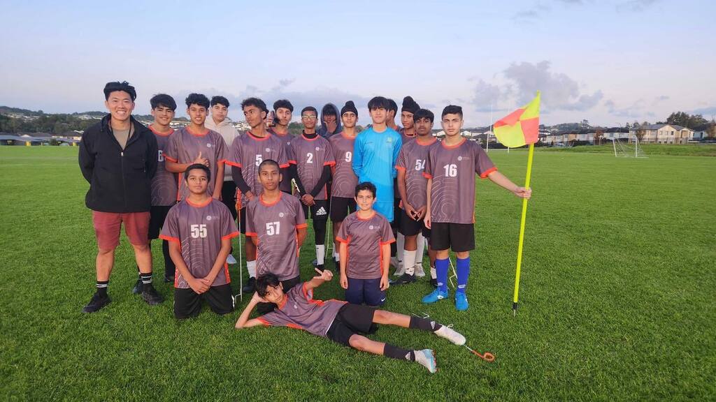 Awesome win for our senior boys football team this afternoon in their first game of the season. A 3-0 scoreline against Rosehill with goals from Gaurav TSH, Zayaan JMT, and Aryan ACN/CBY. Onward and upward boys! 🧡💚🖤 instagr.am/p/CsVfq84yJuq/
