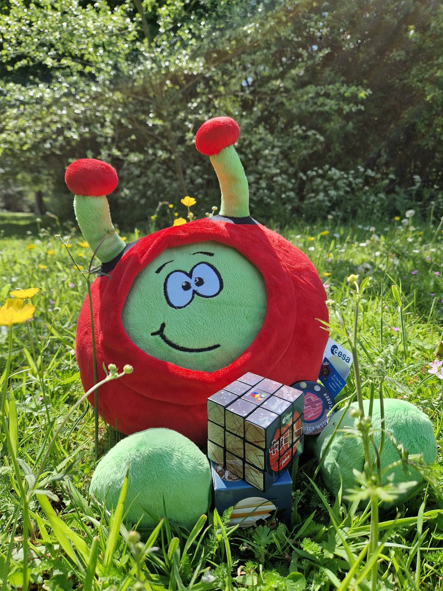 Paxi_ESAKids's tweet photo. 🎨Do you remember the theme of this months #spacegallerycompetition? It's Rocket launches! 🚀
🤩 I have an exciting update for you. The winners receive special prizes from @ESA_JUICE! 🤩
Grab your pencils and join me on this adventure 🛸
👇
https://t.co/DPIXdKnUuf https://t.co/ueEL1v6P1H