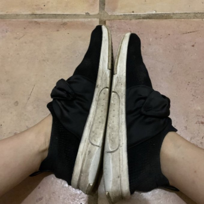 Teacher Marinaa well worn sneakers by @MarinaYam19 https://t.co/lrgaih5D6a Find it on #ManyVids! https://t<a class="tags" href="/tag/marinayam19">@marinayam19</a><a href="/tag/manyvids"class="tags"><span>#manyvids</span></a>
