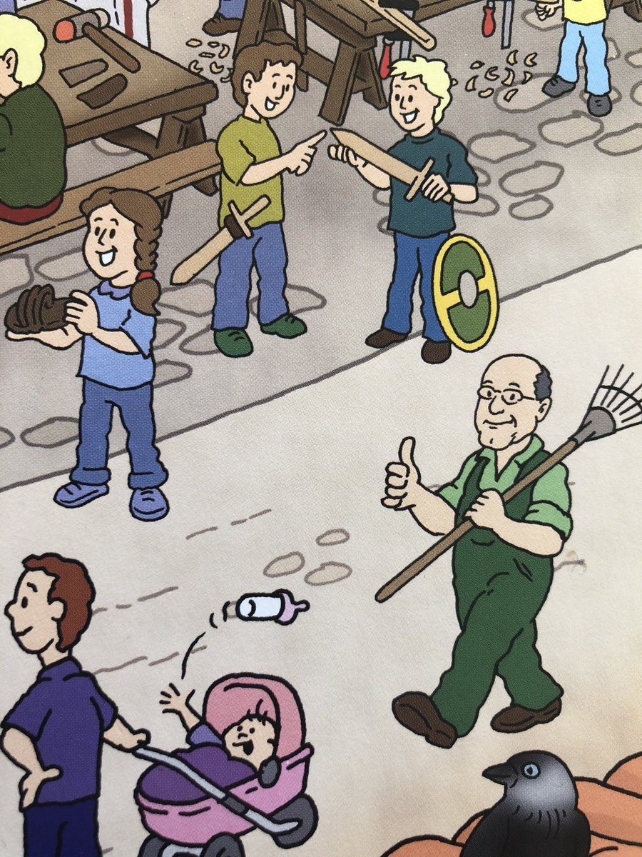 Eine weitere Wendung in der bewegten deutsch-deutschen Geschichte von Gregor #Gysi. Laut diesen Bildern ist er nun als Gärtner im Archäologischen Park <a href="/stadtxanten/">Stadt Xanten</a> tätig, um sich auf seine alten Tage in die Working Class des Westens einzufühlen. <a href="/GregorGysi/">Gregor Gysi</a> @lvr_aktuell