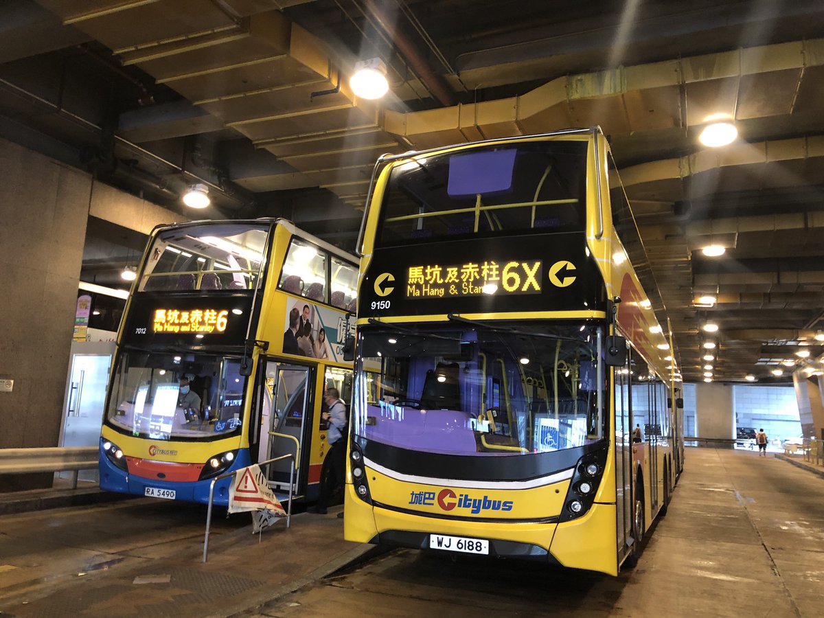 hkwxnerd's tweet photo. ahh I don’t know what to post so random bus photo
RA5490 7012@6 To Ma Hang and Stanley
WJ6188 9150 with Retro Livery@6X To Ma Hang and Stanley https://t.co/JcVkavtbG1