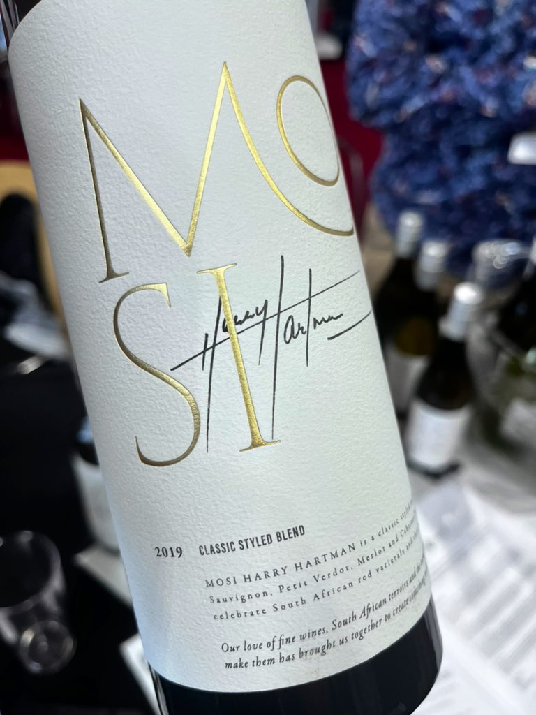 <a href="/Mr_Winoship/">Deano da Vino</a> <a href="/Harryhartwine/">Harry Hartman</a> @londonwinefair <a href="/WOSA_UK/">WinesofSouthAfricaUK</a> Impressive wines