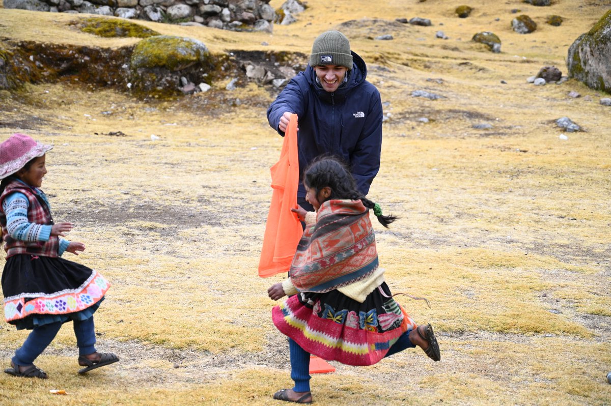 ProideCampus's tweet photo. Después de todo el año trabajando en la organización del Proyecto Urubamba 2023, empiezan a salir a la luz las diferentes acciones que se han programado para este julio de 2023.

¡Lee el artículo entero en nuestro blog! 
🔗https://t.co/nj2OImsfTo
#educacion #Urubamba #cooperation https://t.co/ikKlhws0sa