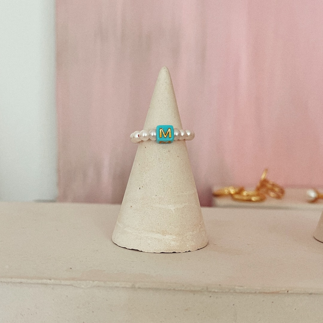 twininas's tweet photo. Cute Letter Beaded Ring 💗 #TWININAS | https://t.co/roV2p5RECT https://t.co/7GdM324kvR