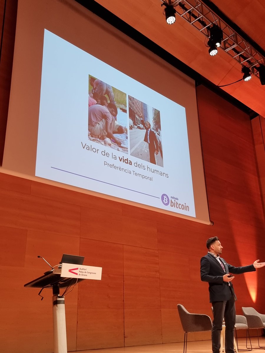 MGG_2012's tweet photo. Parlar de #mètode com a base de transferència de coneixement #baseintelectual #valor #valors #nousmodels #innovar @victormonreal #vida y #preferènciatemporal #capturaractius #ConnectinglHappyPeople @CBCat_io #BxCat2023 https://t.co/NU4K5fHuXe
