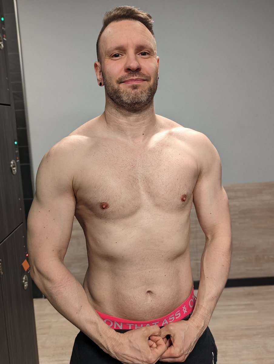 muscletoadwart's tweet photo. Its getting better and better πͺπ»πͺπ»βΊοΈβΊοΈ #musclegrowth #gaymuscles #musclegay #gettingmuscles #growingmuscles https://t.co/mg0Z1HlcF8