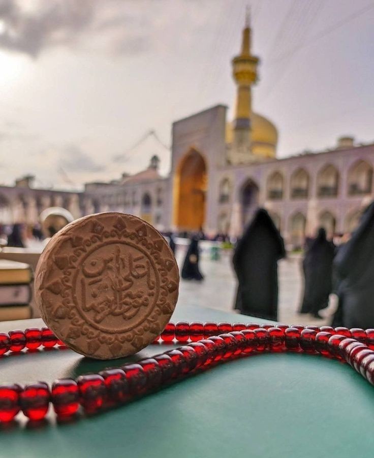 umeFarwaah's tweet photo. مشھد کے بادشاہ میری تقدیر بنا دیں 🥺💗
تعریف کروں آپ کی کچھ الفاظ سکھا دیں 🫀 https://t.co/bt6POPSvsi