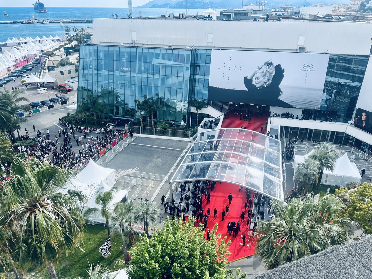 Front row view onto #Cannes2023 opening night 🐳 DM us if you’re here and want to grab a drink on the party circuit