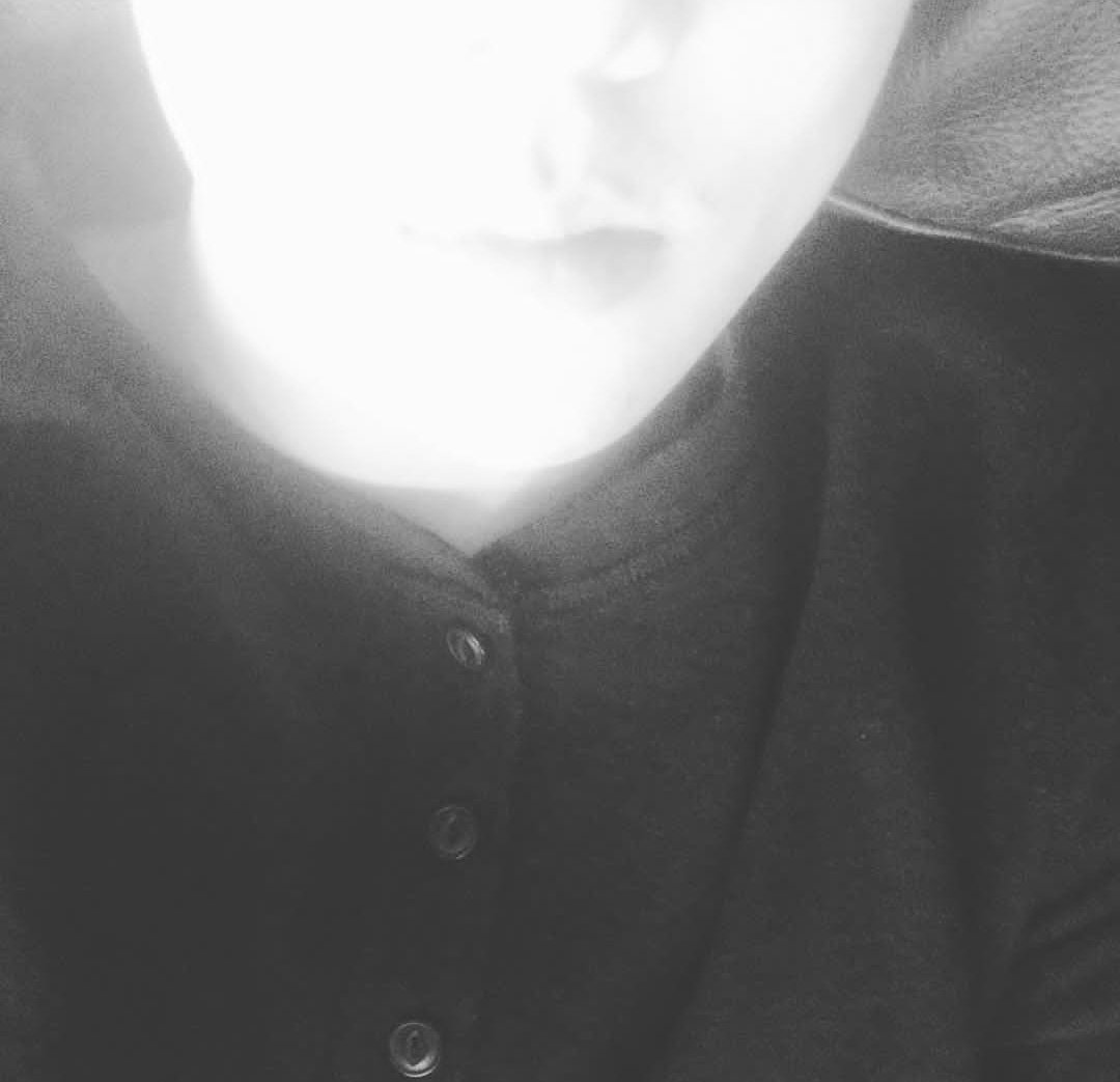 shinnoah7's tweet photo. چطو میخواید باور کنم که کسی که 
اینو پست کرده                          اینم بلده پست کنه
@weareoneEXO #EXO #SEHUN https://t.co/7IrBFEfSEM