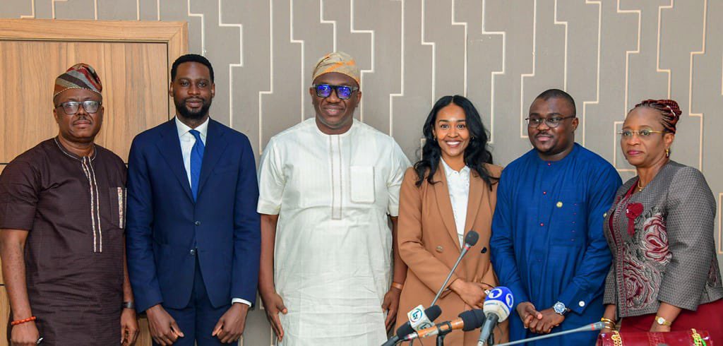 itsabiribrahim's tweet photo. This month in Nigeria - @wef met with @followlasg to discuss prospective partnerships on BiodiverCities and the Forum's Center for Fourth Industrial Revolution. Lagos is Africa’s 8th largest economy and ambition to become the region’s hub for tech and innovation. https://t.co/qkSX54xNV7