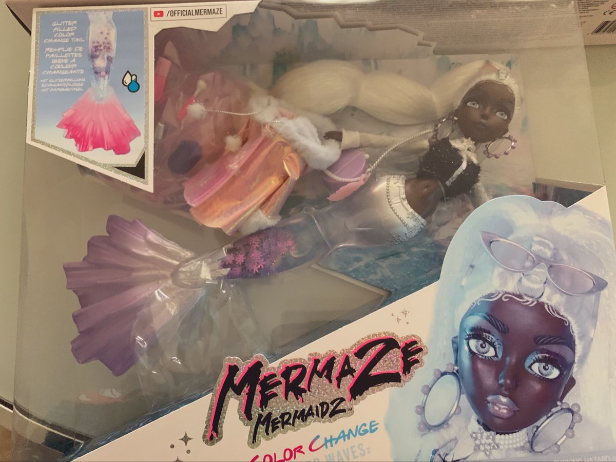 Izumi_yakumo's tweet photo. #mermaze mermaids マーメイズ、アニメ5話くらいでﾁｮﾄ飽きて時間を置いてたけど又娘と続きを見たらヤッパリカワイイ💖まだ期待出来そう？と2体お迎え。
揺れる乙女心〜よくあるでしょう〜🎵　
キャラクターの顔が皆似てるけどファッションで勝負なのかな。。。 https://t.co/qySSXPWhKl