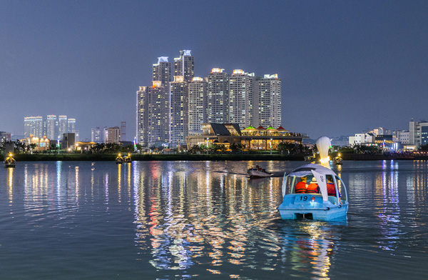 issw34's tweet photo. 🎉ISSW34 Optional Tour: Daegu Night Tour2🎉

✅ July, 18 (Tue.) 19:00pm-21:30pm
✅ Apsan Mountaion Haeneomi Observatory ➡ Suseongmot Lake
✅ Free of charge

☑ Website: https://t.co/GSDBdVYgC3
☑ Contact: issw34.info@gmail.com

#ISSW34 #symposium #shockwave #daegu #korea #exco https://t.co/D5S5grvhzo