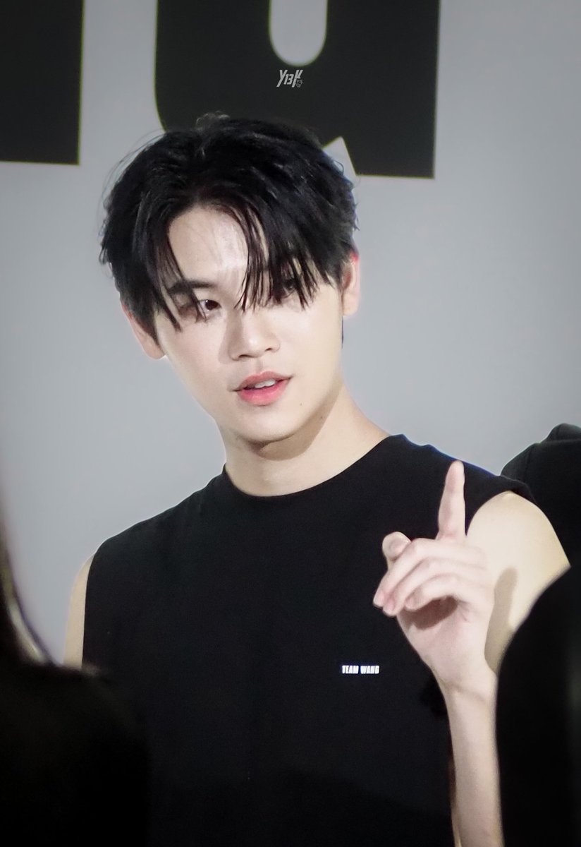 mpwrppmp's tweet photo. ที่หนึ่งในใจพี่ ๆยอ🖤🤍

17.05.23📸🖤 #TEAMWANGdesign #THEORIGINAL1 #Club21thailand
#yinyin_anw @yinyin_anw Yin Anan #หยิ่นวอร์ #maewnoiiart https://t.co/OEZONffpfm