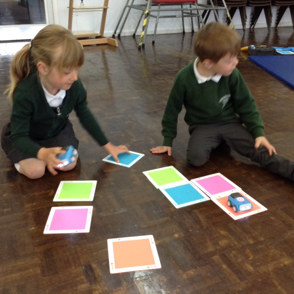 greenleasps's tweet photo. Duckling Class robot controllers #eyfs #ICT #UnderstandingtheWorld #thinkers #hiimpact #coding https://t.co/Hje6AVDZqD