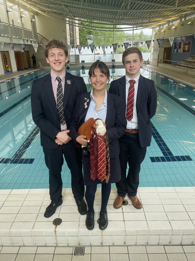 BGS_swimming's tweet photo. Last week we said ‘goodbye’ to our 3️⃣ Captains &amp; ushered in the new. Good luck to outgoing Captains Harry🤽‍♂️, Rhys🏊‍♂️, &amp; Charlotte🏊🏻‍♀️, never has the loss felt so profound. They have set a new standard for 2023-24 Captains Charlie, Carla &amp; Oscar to aspire to. https://t.co/xmTjKaXwYr