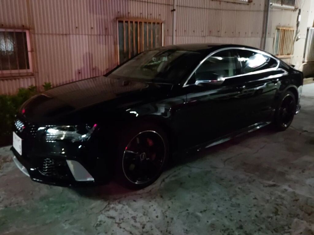 redline045's tweet photo. 夜のショットは厳ついね😄
#audirs7 #redlineautomotive #redline045 #yokohama #japan https://t.co/gCNWnYAuB1