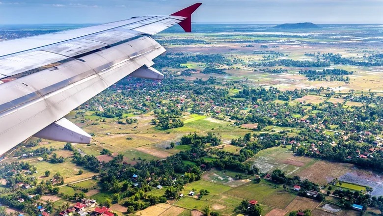 TourismMekong's tweet photo. 📢✈️ Siem Reap-Angkor airport is opening soon. Boosts tourism and economy. #Cambodia 🛫🌍🛫 #CambodiaTourism #SiemReap #NewAirport #TravelNews #MTCO #GMS #tourismmekong
🔎https://t.co/CKkQ3BS3FY https://t.co/NbRJCX15I4